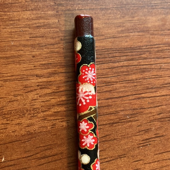 Beautiful set of two vintage chopsticks, excellent vintage condition. - Picture 5 of 16